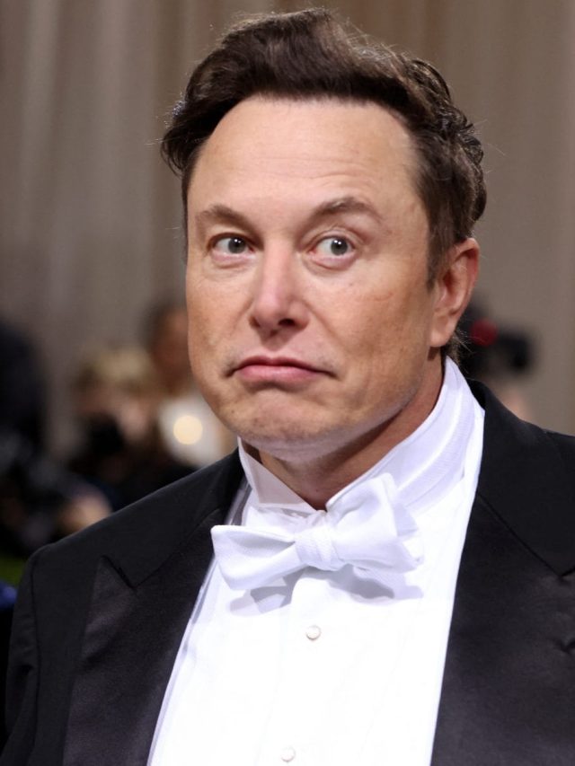 elon-musk-16563917104x3