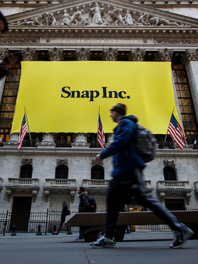 snapchat-parent-snap-begins-trading-on-new-york-stock-exchange